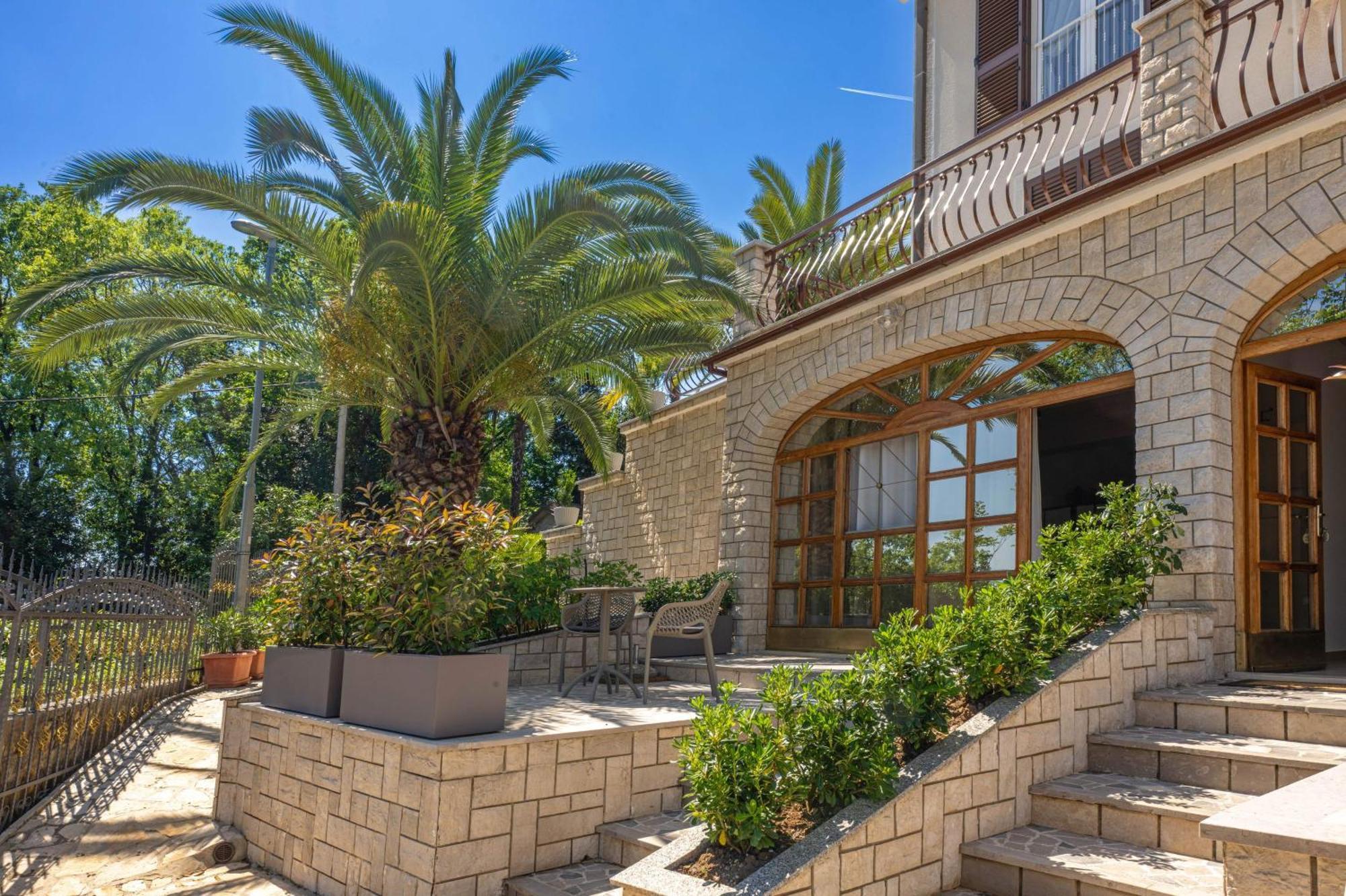 Villa Klaric Apartments Lovran Exterior foto